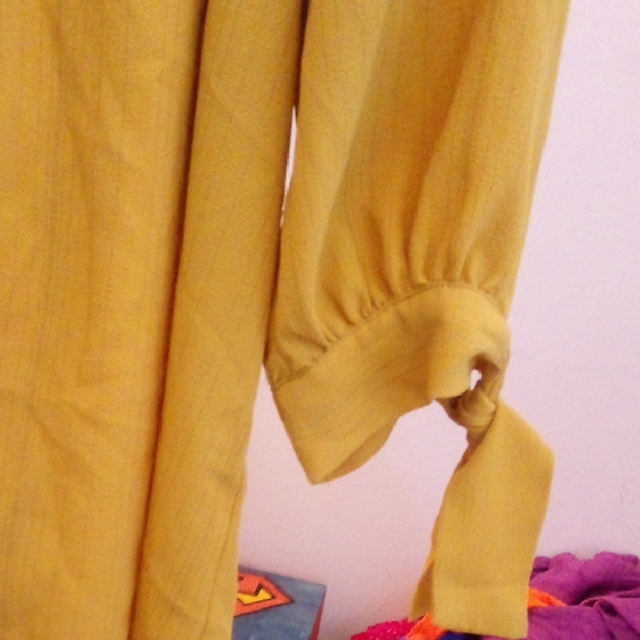 Button-Up Women's Top, M - Picture 3 of 8